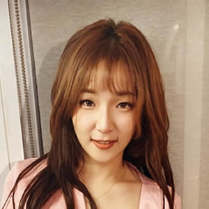 金宝娜(Jin Baona)个人资料照片