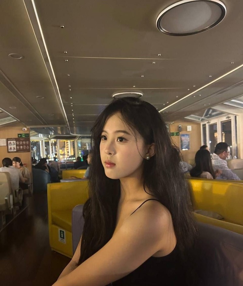 高颜值反差大学生被金主大哥包养性奴母狗日常视频外流 深喉口交技术实在了得 - 18AV